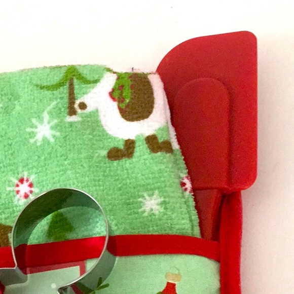 Four Piece Holiday Kitchen Set. Host Gift. Christmas Baking. - Picture 3 of 6